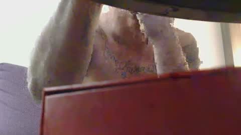 Snapshot of toomuchsmoke chatting on December 2024 07:52:02 AM toomuchsmoke online show from December 2024 07:52:02 AM