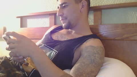 Snapshot of toomuchsmoke chatting on December 2024 05:22:01 PM toomuchsmoke online show from December 2024 05:22:01 PM