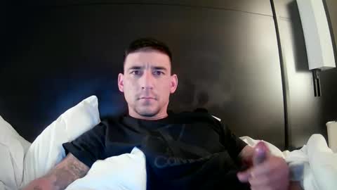 Snapshot of toomuchsmoke chatting on March 2025 01:05:02 PM toomuchsmoke online show from March 2025 01:05:02 PM