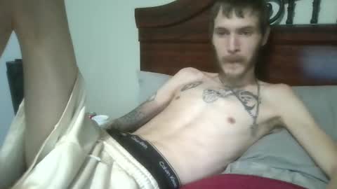 Snapshot of tootall803 chatting on April 2026 10:40:01 PM TooTall803 online show from April 2026 10:40:01 PM