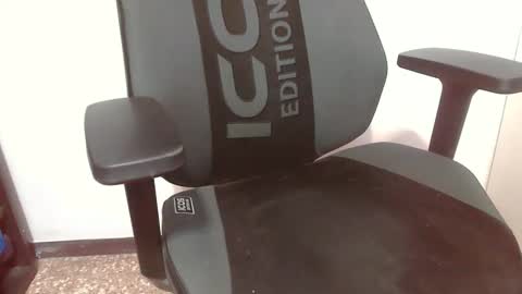 Snapshot of topg84 chatting on February 2026 06:58:02 PM Topg84 online show from February 2026 06:58:02 PM