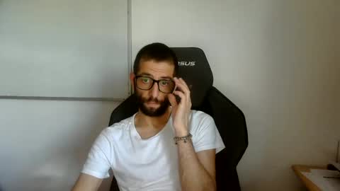Snapshot of topg84 chatting on June 2026 03:49:02 PM Topg84 online show from June 2026 03:49:02 PM