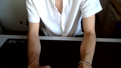 Snapshot of topg84 chatting on July 2026 04:10:02 PM Topg84 online show from July 2026 04:10:02 PM