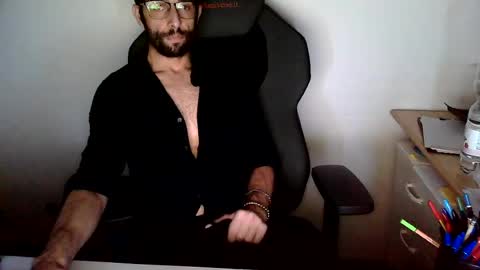 Snapshot of topg84 chatting on July 2026 07:02:02 PM Topg84 online show from July 2026 07:02:02 PM