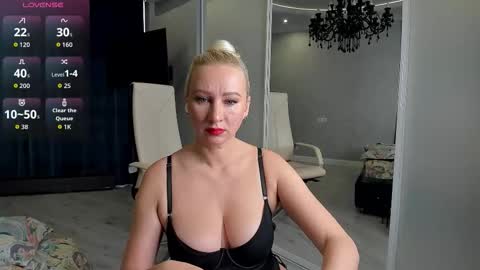 Snapshot of toplady777 chatting on February 2026 06:54:02 AM toplady777 online show from February 2026 06:54:02 AM