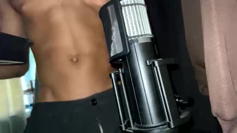 Snapshot of toptierdrippa chatting on March 2026 05:48:02 PM TopTierDrippa online show from March 2026 05:48:02 PM