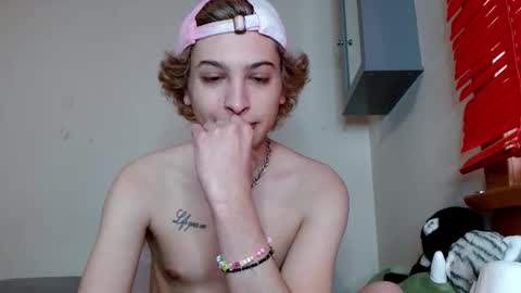 Snapshot of topzaddy chatting on November 2025 07:36:03 PM TopZaddy online show from November 2025 07:36:03 PM