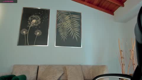 Tori Cross online show from January 2025 03:21:01 PM