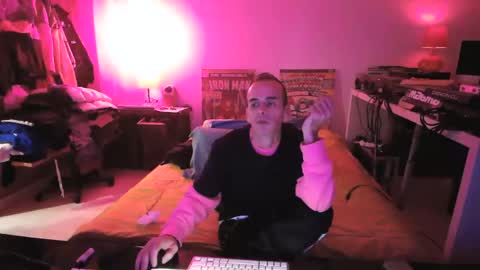 Torosko online show from February 2026 10:19:01 PM