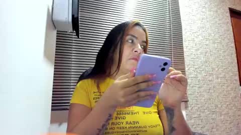 Snapshot of torres_karla chatting on November 2025 08:59:01 AM karla online show from November 2025 08:59:01 AM