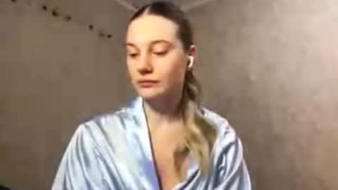 Anita online show from December 2025 08:43:01 AM