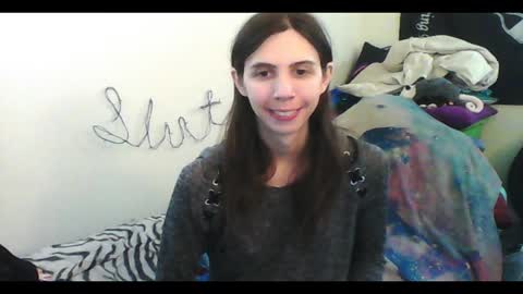 Luna online show from October 2025 01:49:01 AM