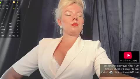 Madam Viktoria   Vacation in Portugal  2811 - 0412 online show from August 2026 01:42:01 PM