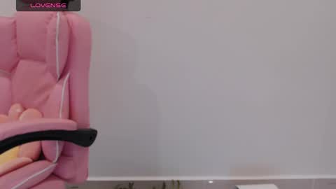 Angelina online show from January 2026 05:27:02 PM