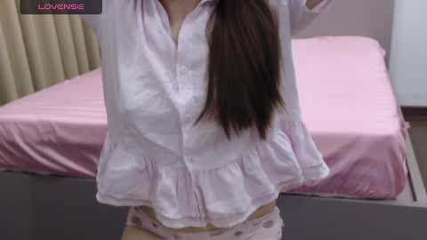 Snapshot of totoro_09 chatting on May 2026 01:56:02 AM Angelina online show from May 2026 01:56:02 AM