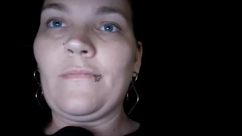 Snapshot of toxiclilly chatting on May 2026 06:16:02 PM Lilly Miss Mistress Goddess Maam Queen Boss online show from May 2026 06:16:02 PM