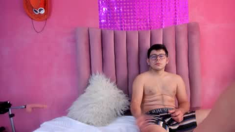 toxiclove01 online show from September 2025 06:13:02 PM