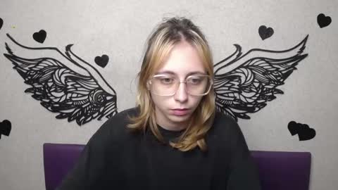 TracyLeeBB online show from November 2025 12:15:02 PM