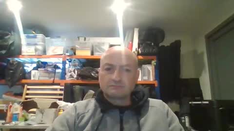 tradiedan2023 online show from December 2025 12:37:02 AM