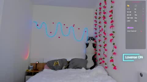 Ariana and Erik online show from October 2025 12:17:02 PM