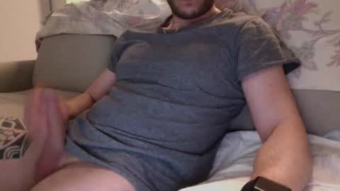 Snapshot of tramaund chatting on January 2025 07:00:01 PM tramaund online show from January 2025 07:00:01 PM