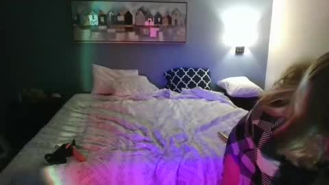 USA GURL online show from March 2026 10:55:02 AM