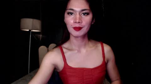 Snapshot of trans_nikka_ chatting on January 2026 02:31:01 PM Emerald online show from January 2026 02:31:01 PM