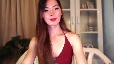 Snapshot of trans_nikka_ chatting on April 2026 03:06:01 PM Emerald online show from April 2026 03:06:01 PM