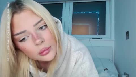 Snapshot of transaubrey chatting on September 2025 07:35:01 PM aubrey 3 online show from September 2025 07:35:01 PM