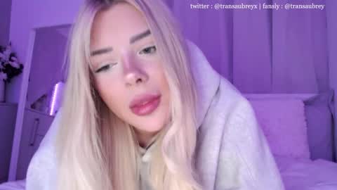 Snapshot of transaubrey chatting on October 2025 07:45:02 PM aubrey 3 online show from October 2025 07:45:02 PM