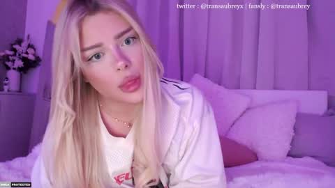 Snapshot of transaubrey chatting on October 2025 07:34:02 PM aubrey 3 online show from October 2025 07:34:02 PM