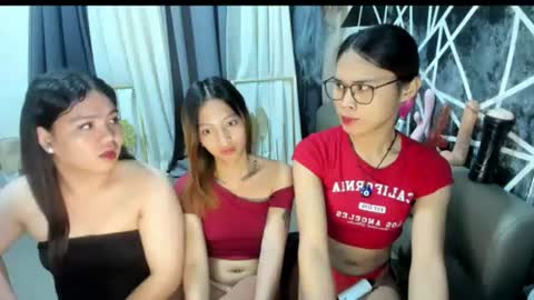 GEN LUXS online show from June 2026 08:17:01 PM