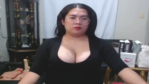 Snapshot of travelergirl chatting on July 2026 09:10:02 PM travelergirl online show from July 2026 09:10:02 PM