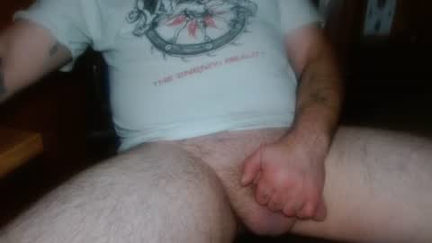 Snapshot of treasured_trash chatting on June 2026 05:23:02 AM Dilly Dally online show from June 2026 05:23:02 AM