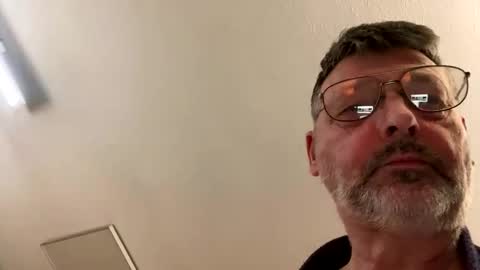 Snapshot of trebgeis1 chatting on February 2025 05:29:02 AM trebgeis1 online show from February 2025 05:29:02 AM