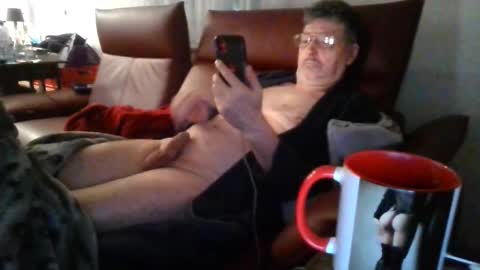 trebgeis1 online show from March 2026 04:39:01 AM