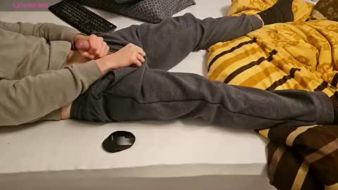 tree1989 online show from January 2026 06:13:02 PM