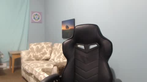 TreeJeanne online show from February 2025 08:22:02 AM