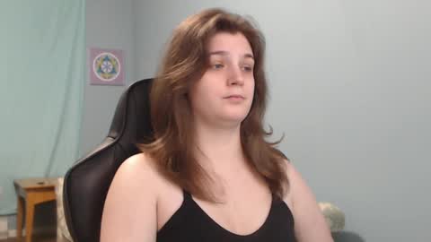 TreeJeanne online show from February 2025 01:06:01 PM