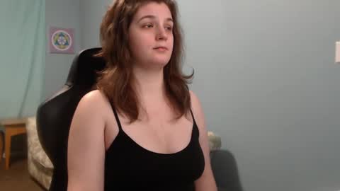 TreeJeanne online show from February 2025 02:54:02 PM