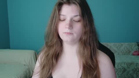 Snapshot of treejeanne chatting on May 2026 04:45:02 PM TreeJeanne online show from May 2026 04:45:02 PM
