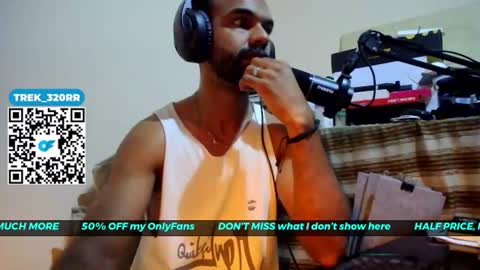 Snapshot of trek320rr chatting on June 2026 07:25:01 AM TREK320RR online show from June 2026 07:25:01 AM