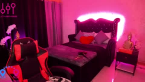 Jade online show from February 2025 10:48:01 PM