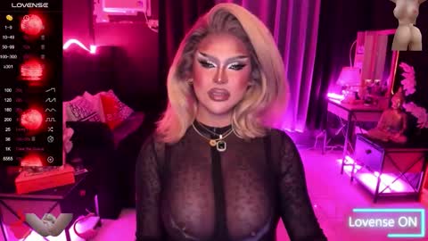 Jade online show from October 2025 11:51:02 AM