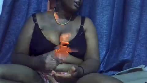 trendybootie online show from March 2026 03:40:01 PM