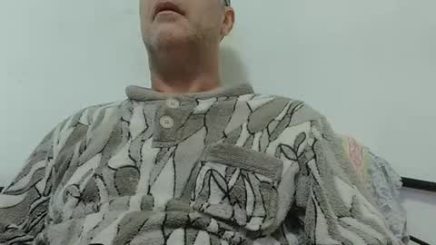 Snapshot of trevido4u chatting on December 2024 05:27:01 AM trevido4u online show from December 2024 05:27:01 AM