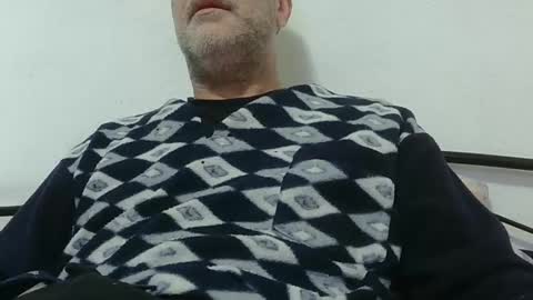 Snapshot of trevido4u chatting on December 2024 02:02:01 AM trevido4u online show from December 2024 02:02:01 AM