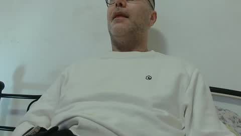 Snapshot of trevido4u chatting on February 2025 04:46:02 AM trevido4u online show from February 2025 04:46:02 AM