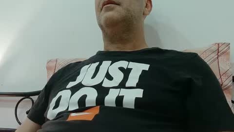 Snapshot of trevido4u chatting on June 2026 01:07:02 AM trevido4u online show from June 2026 01:07:02 AM