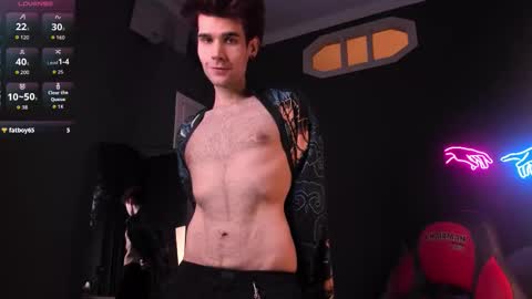 Snapshot of trevor_thomson chatting on February 2026 04:37:02 PM Trevor online show from February 2026 04:37:02 PM